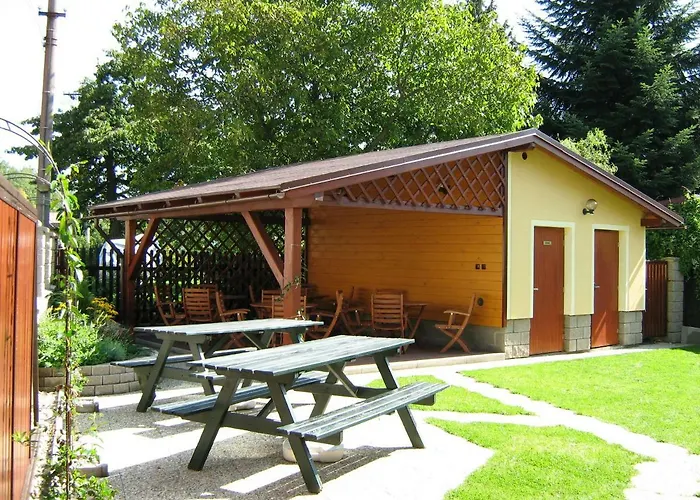 Albina - Restaurace Gasthof 3*